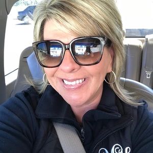 Meet your Posher, Tiffany